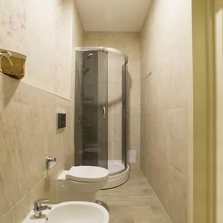 Ministerka Lake-house מלון 3*