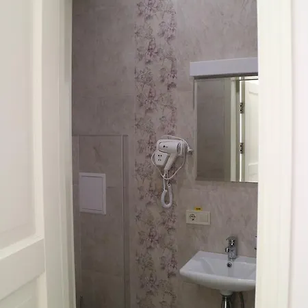 Ministerka Lake-house מלון 3*